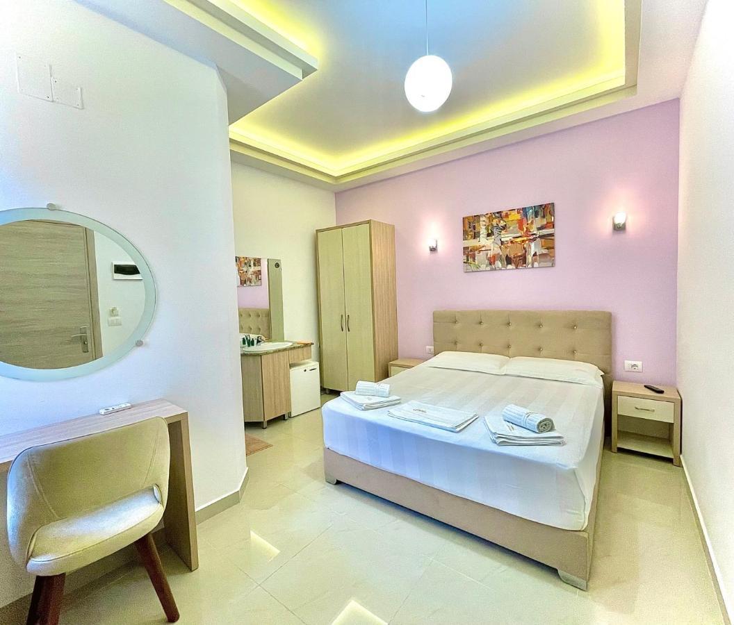 The City Gate Hotel Sarandë Exterior foto